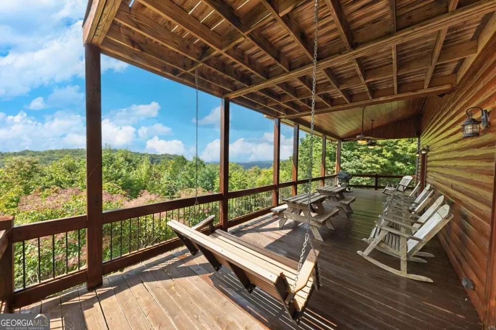 499 Raven Ridge CIR Mineral Bluff, GA 30559