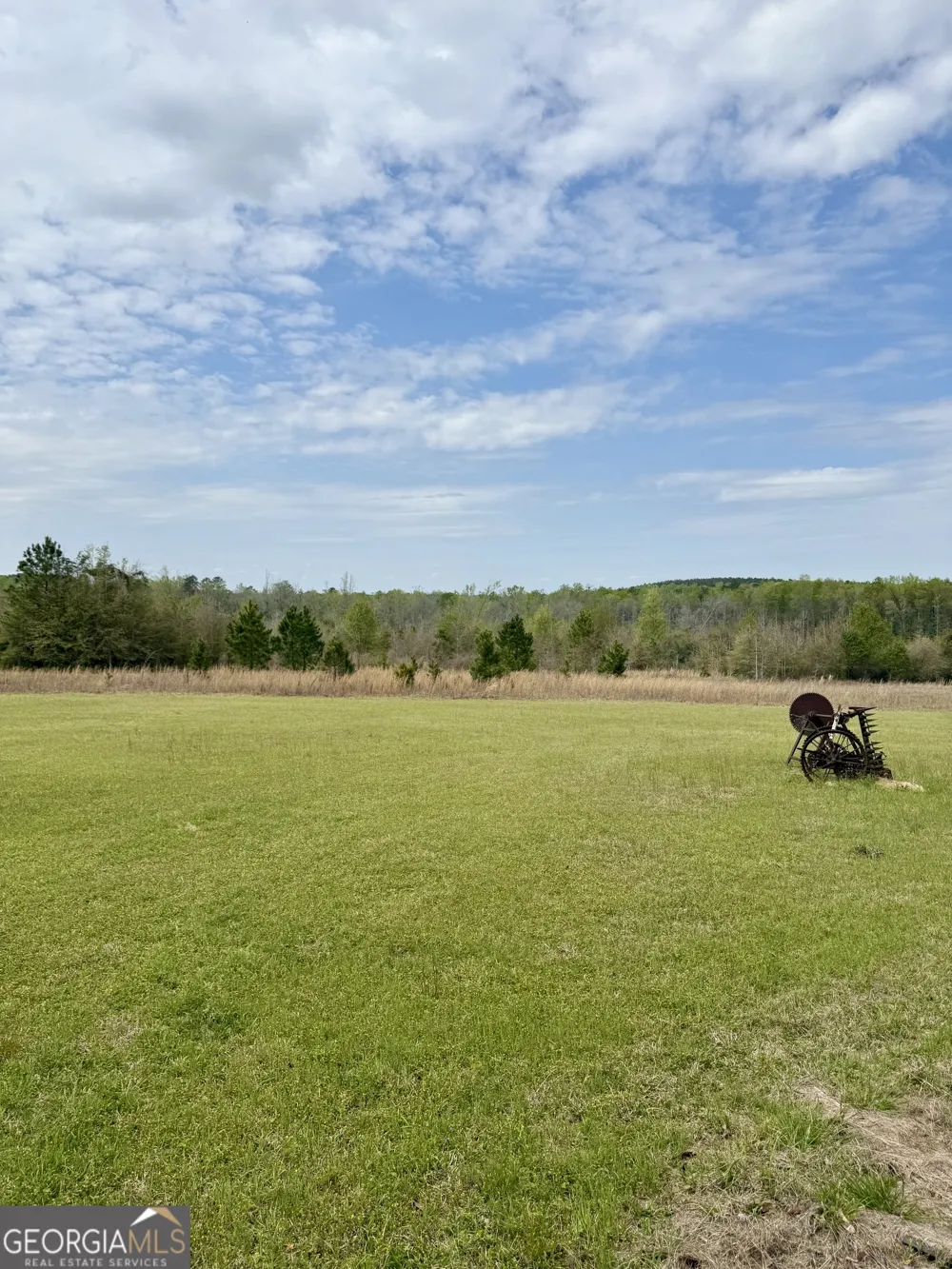 2235 Long Branch RD Toomsboro, GA 31090