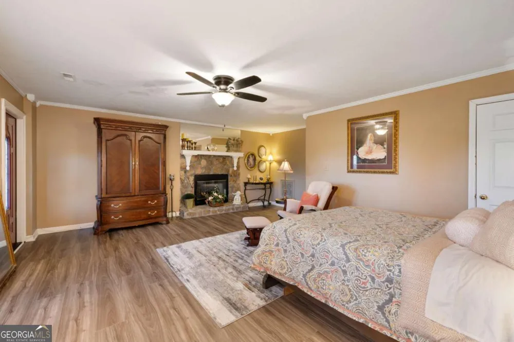 1396 Deerfield RD Young Harris, GA 30582