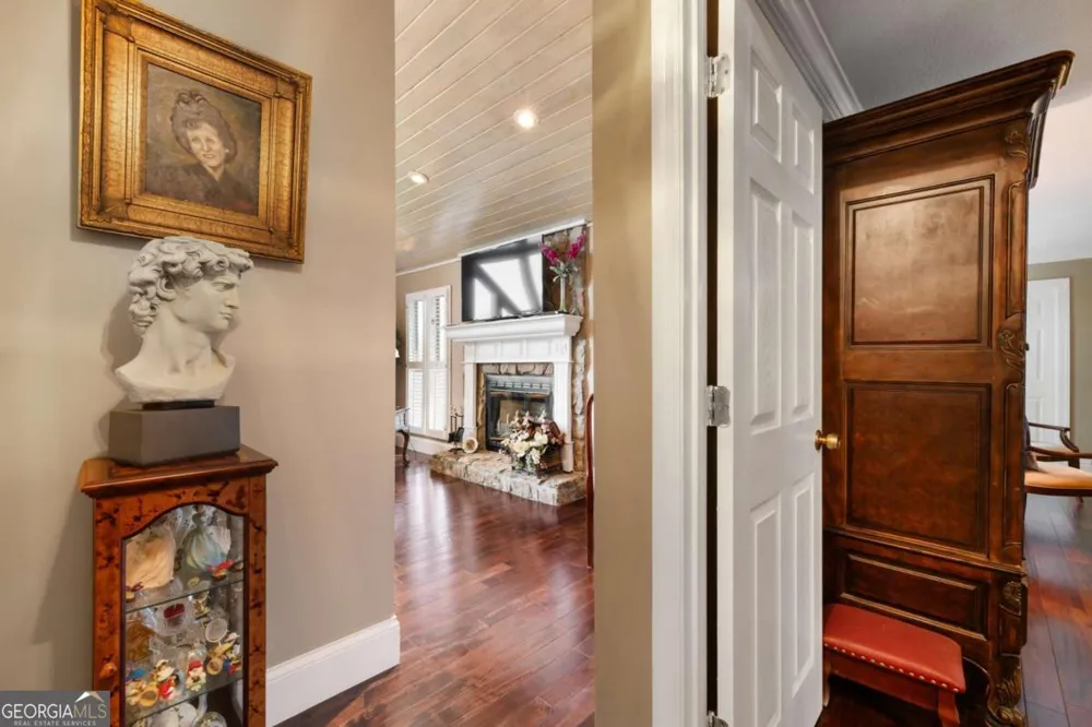 1396 Deerfield RD Young Harris, GA 30582