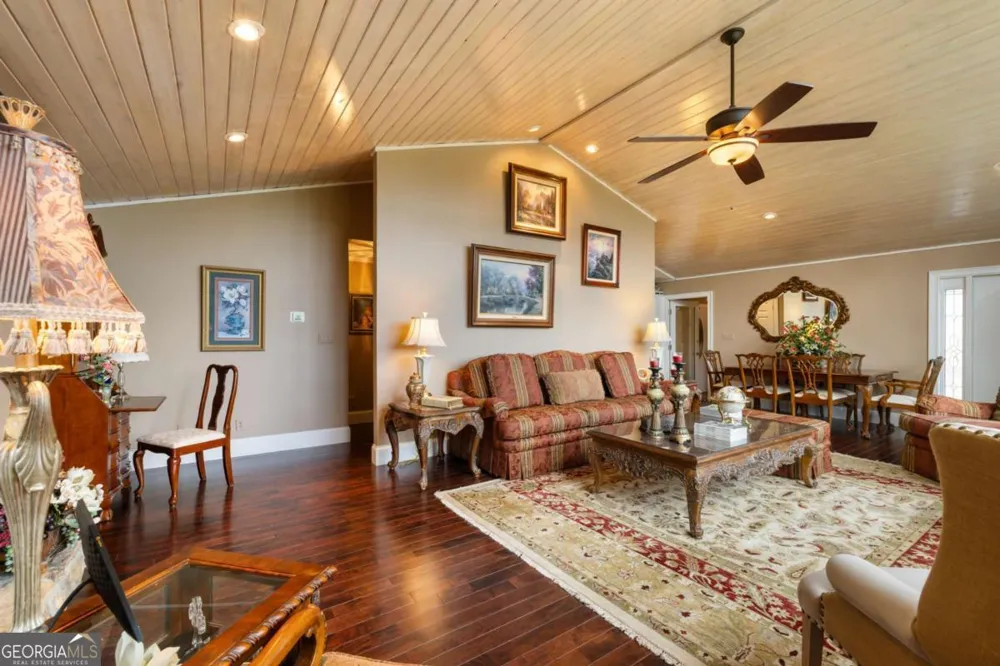 1396 Deerfield RD Young Harris, GA 30582