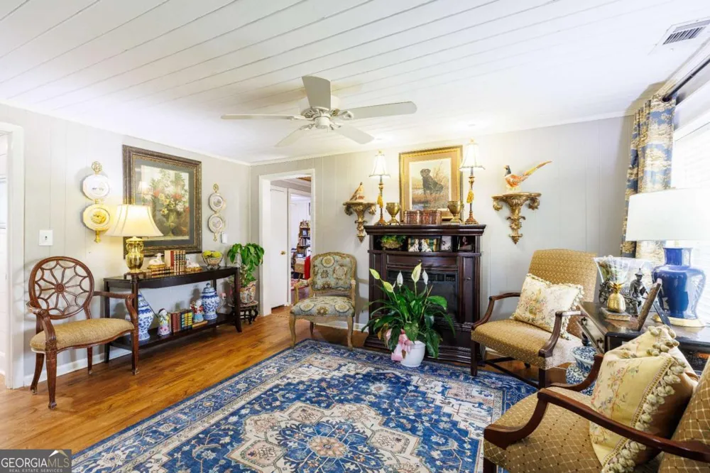 187 Jefferson RD Adel, GA 31620