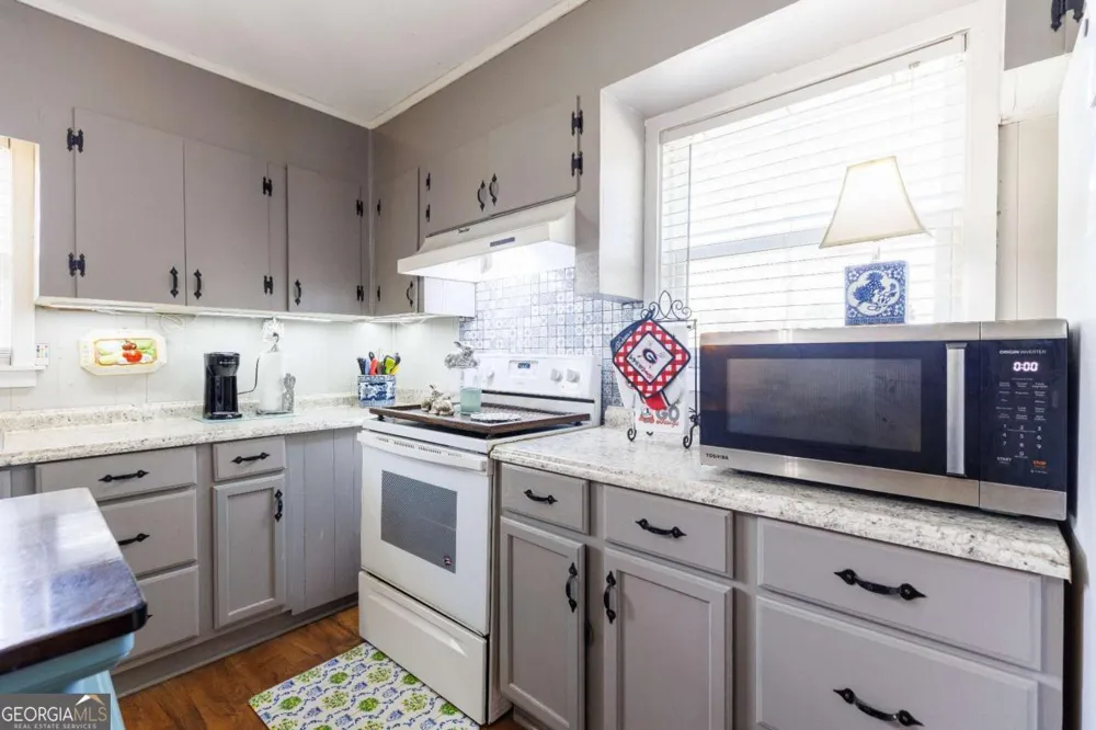 187 Jefferson RD Adel, GA 31620