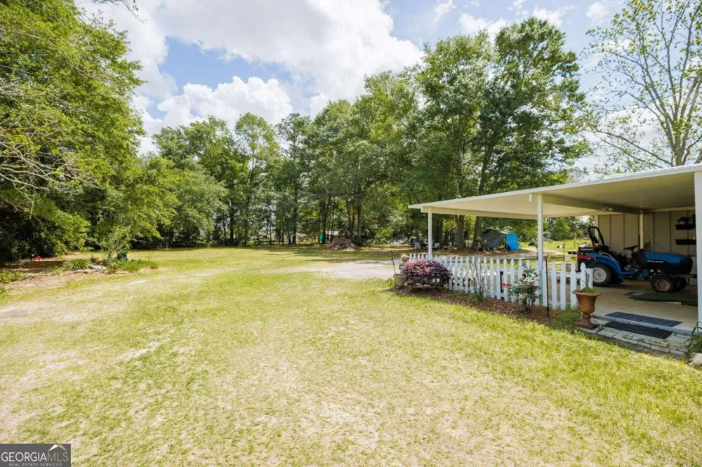 187 Jefferson RD Adel, GA 31620