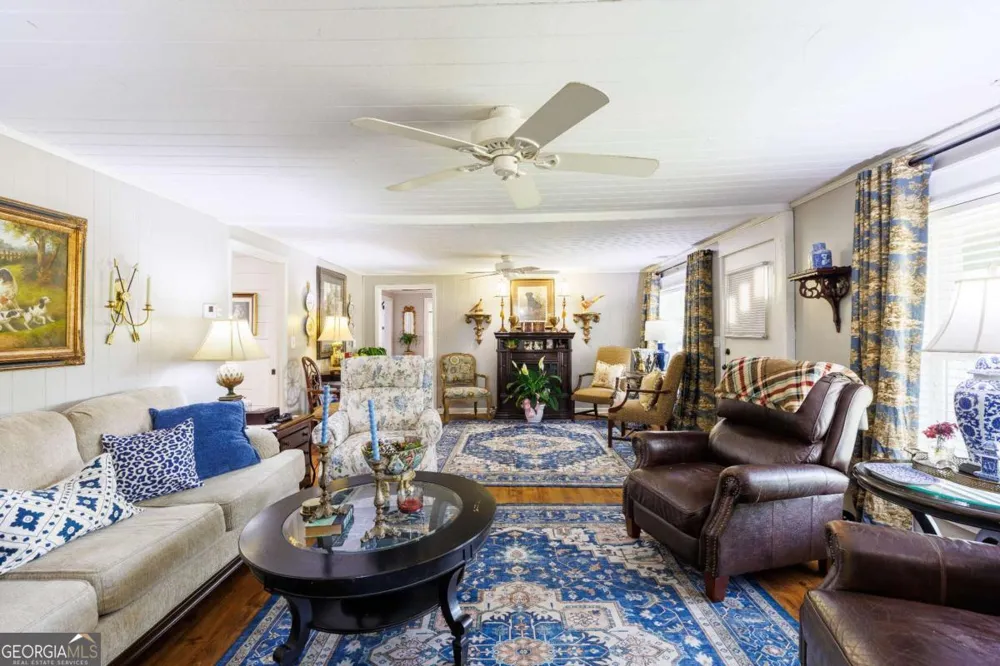 187 Jefferson RD Adel, GA 31620