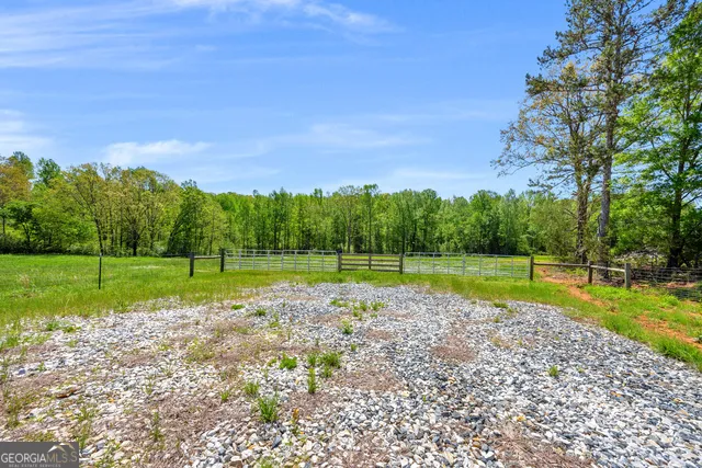 961 Gooseneck RD Eastanollee, GA 30538