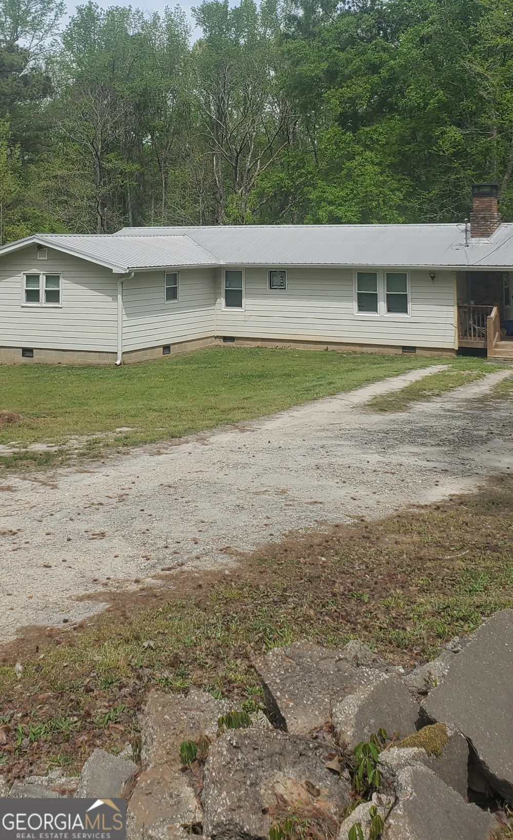 384 Enon Grove RD Franklin, GA 30217