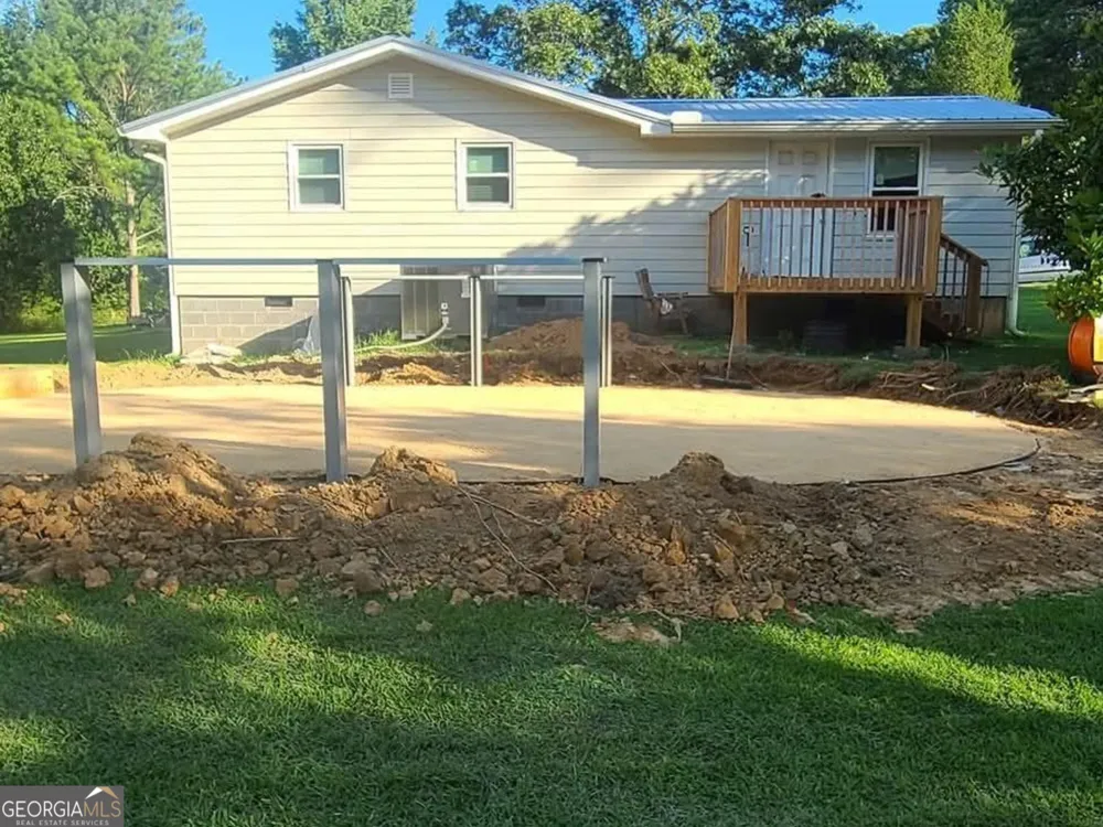 384 Enon Grove RD Franklin, GA 30217