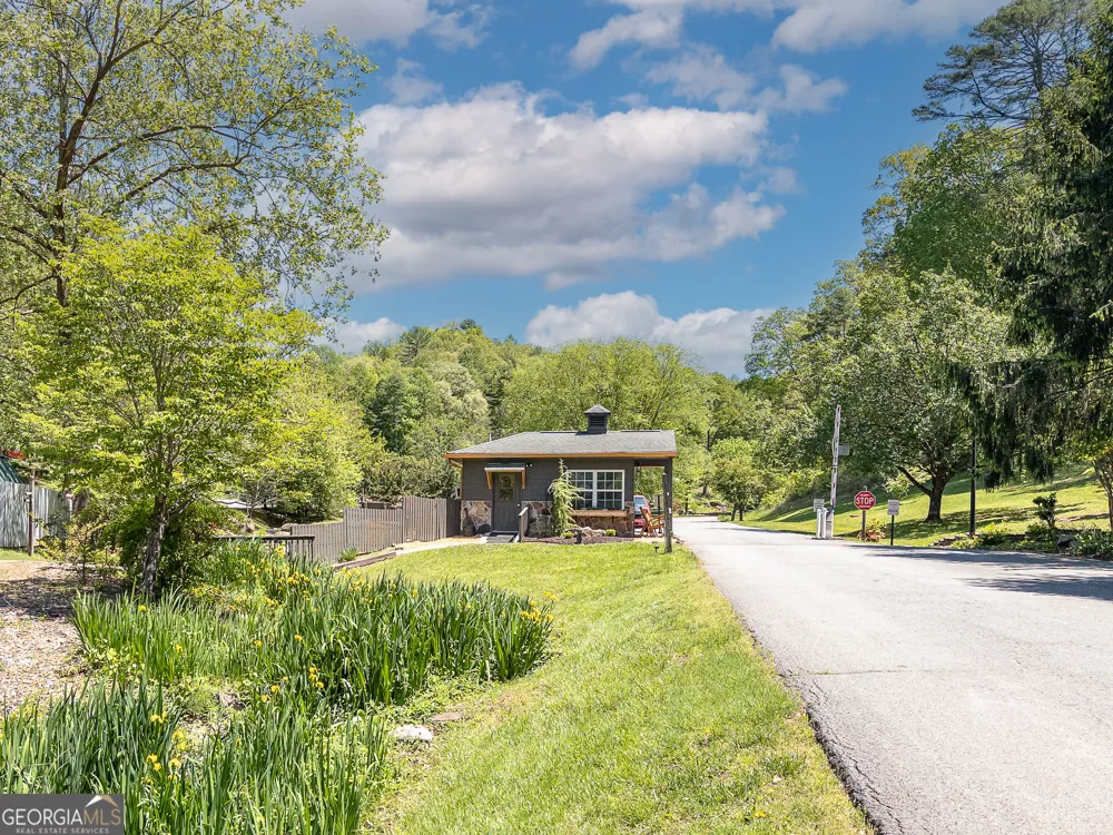 15 Lonesome Pine Murphy, NC 28906