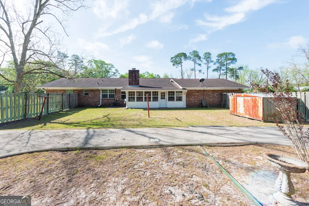 4582 St Johns Church RD Blackshear, GA 31516