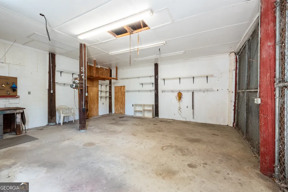 4582 St Johns Church RD Blackshear, GA 31516