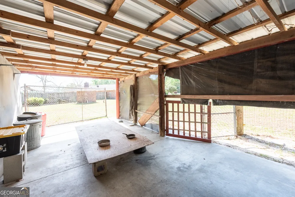 4582 St Johns Church RD Blackshear, GA 31516