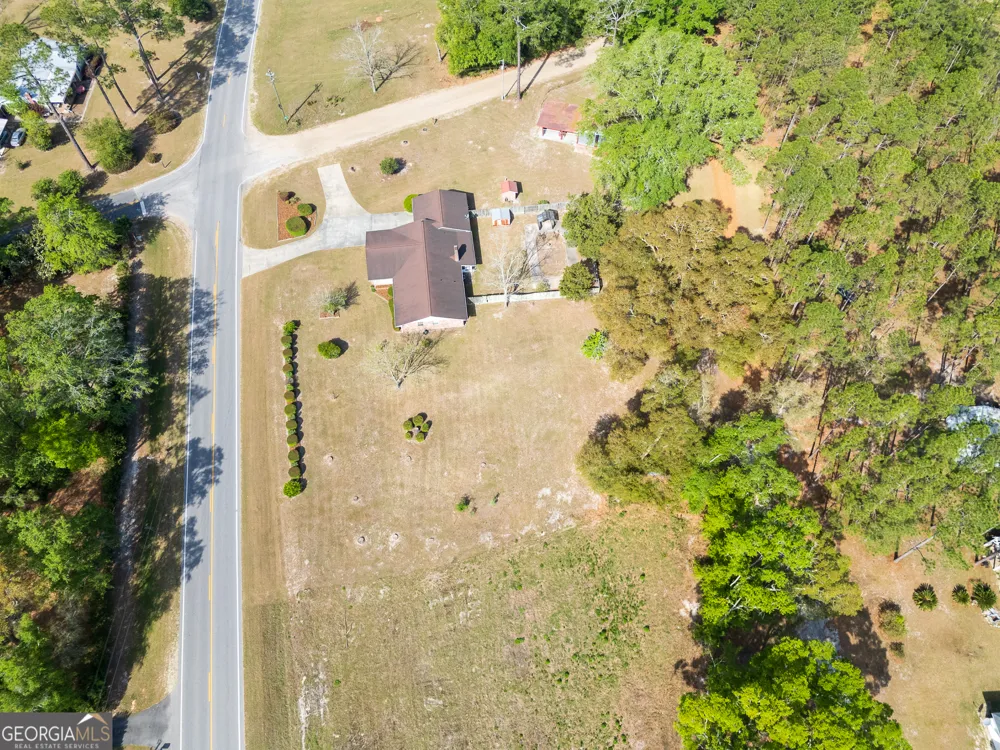 4582 St Johns Church RD Blackshear, GA 31516
