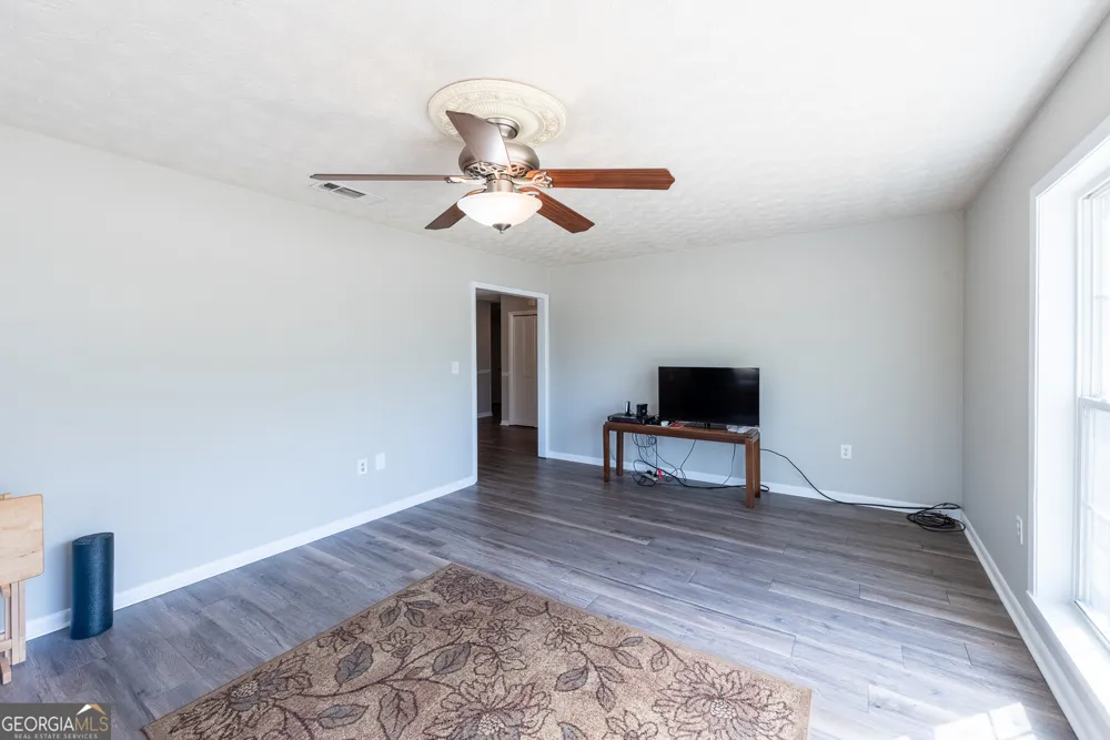 4582 St Johns Church RD Blackshear, GA 31516