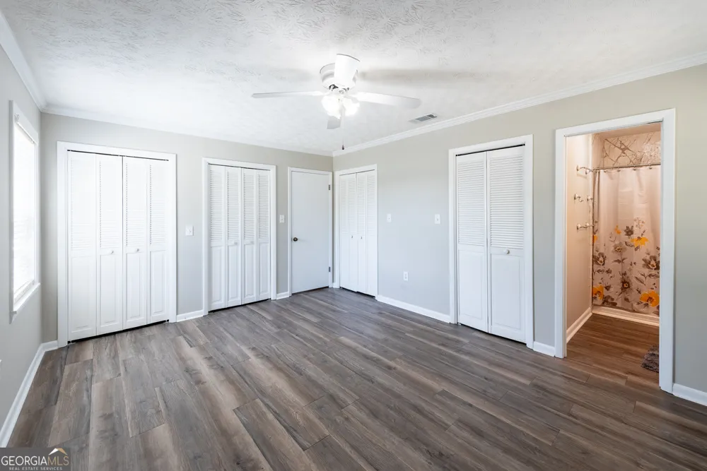 4582 St Johns Church RD Blackshear, GA 31516