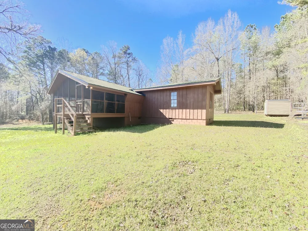 3312 Hunts Chapel RD Sparta, GA 31087