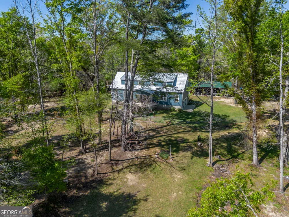 1102 Three Rivers LN Uvalda, GA 30473
