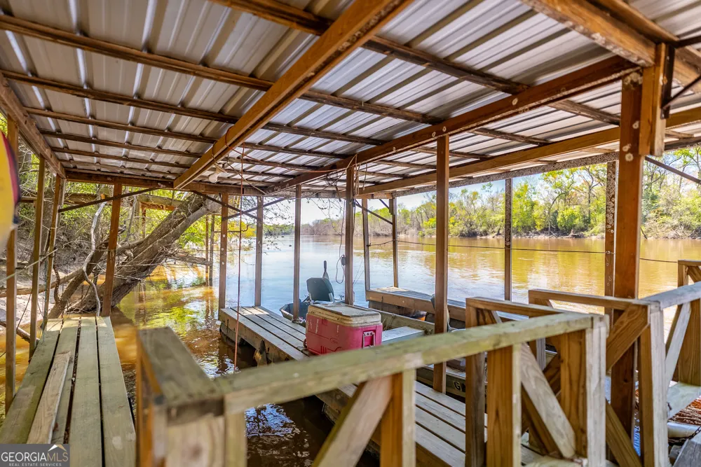 1102 Three Rivers LN Uvalda, GA 30473