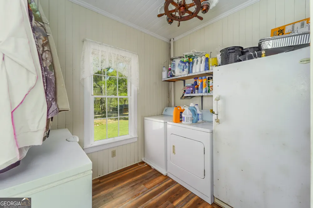 1102 Three Rivers LN Uvalda, GA 30473