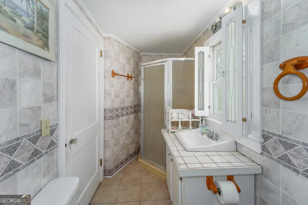 1102 Three Rivers LN Uvalda, GA 30473