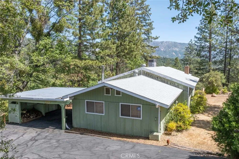 54481 Pinchot Dr. North Fork, CA 93643