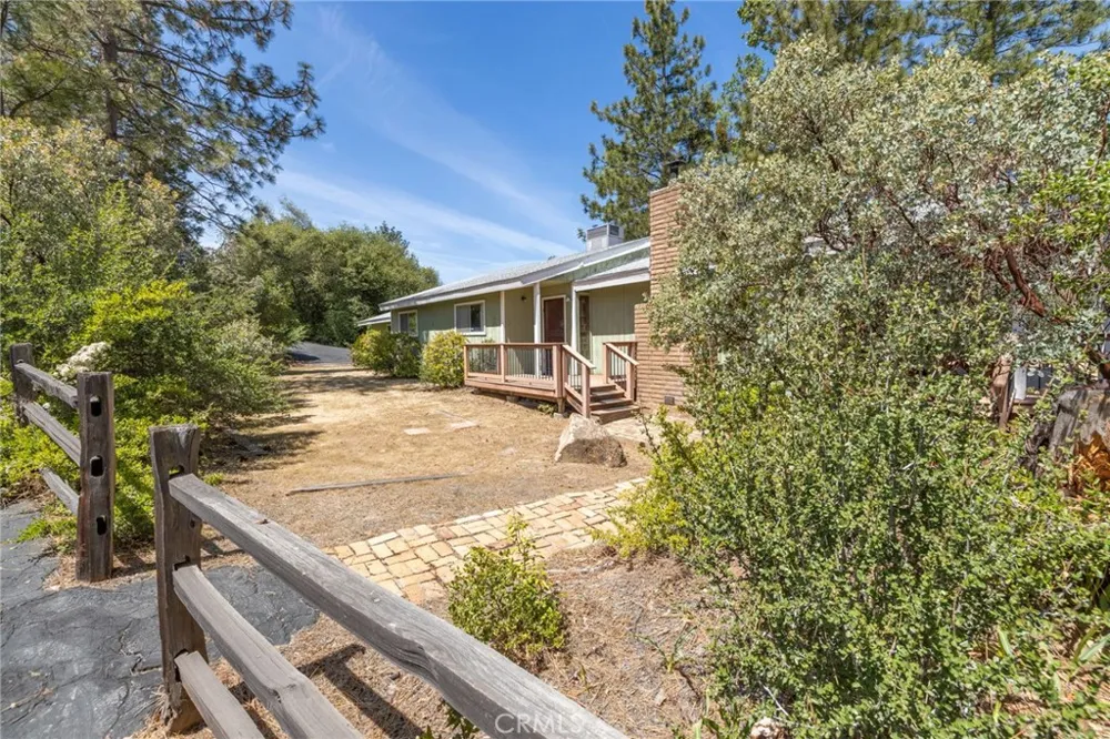 54481 Pinchot Dr. North Fork, CA 93643