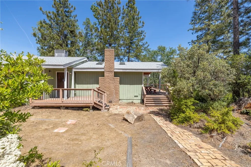 54481 Pinchot Dr. North Fork, CA 93643