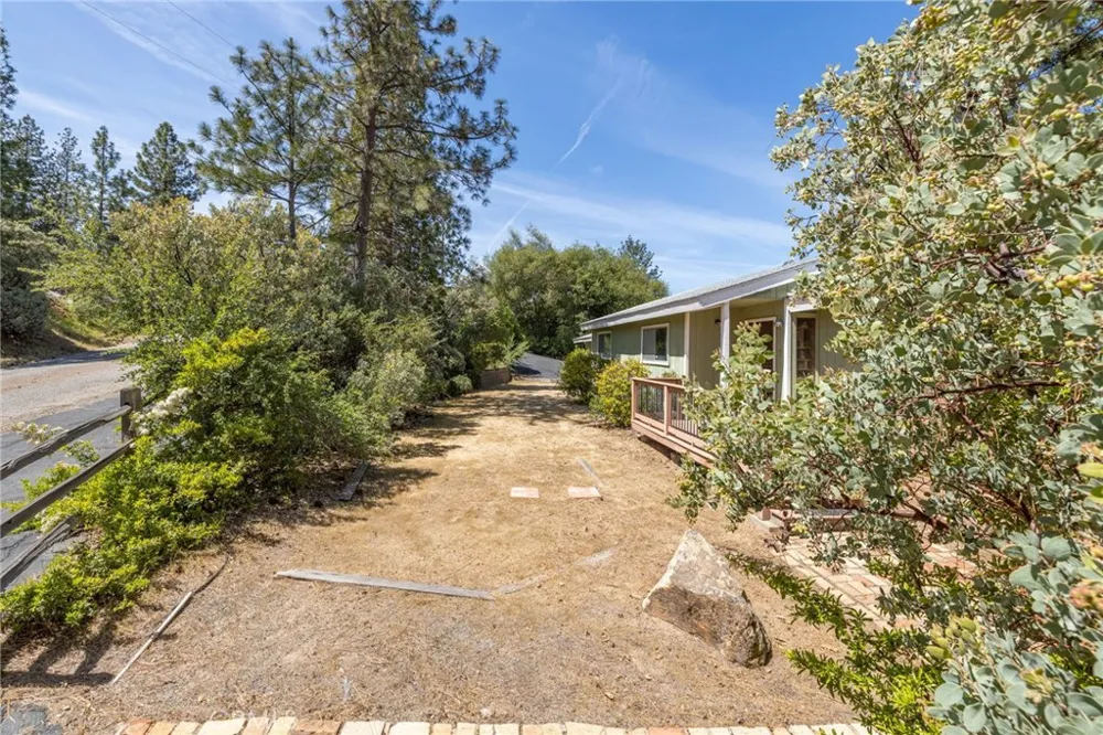 54481 Pinchot Dr. North Fork, CA 93643
