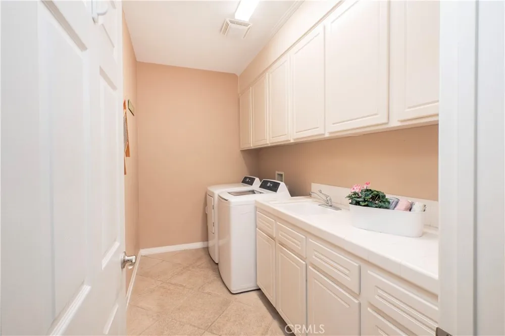 14251 Ashton Lane Riverside, CA 92508