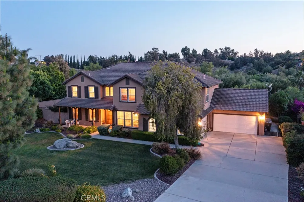 14251 Ashton Lane Riverside, CA 92508