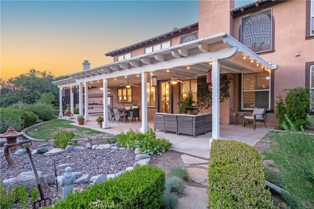 14251 Ashton Lane Riverside, CA 92508