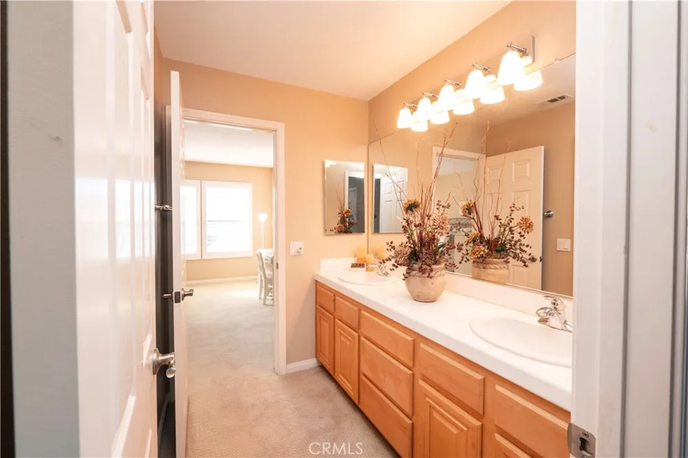 14251 Ashton Lane Riverside, CA 92508