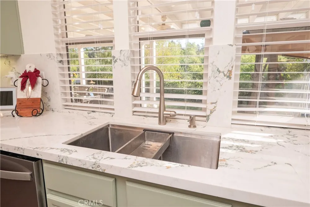 14251 Ashton Lane Riverside, CA 92508