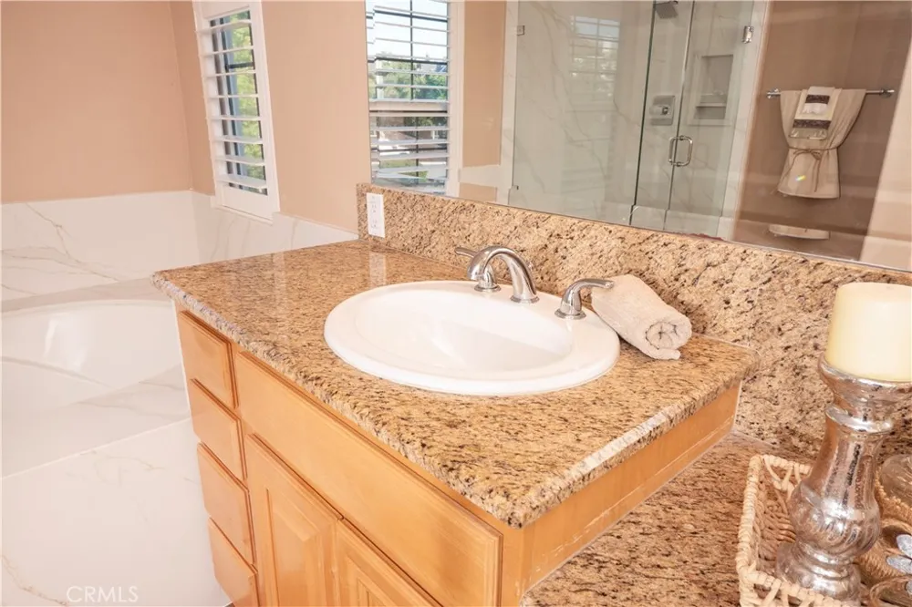 14251 Ashton Lane Riverside, CA 92508