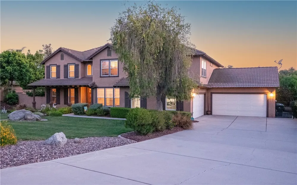 14251 Ashton Lane Riverside, CA 92508