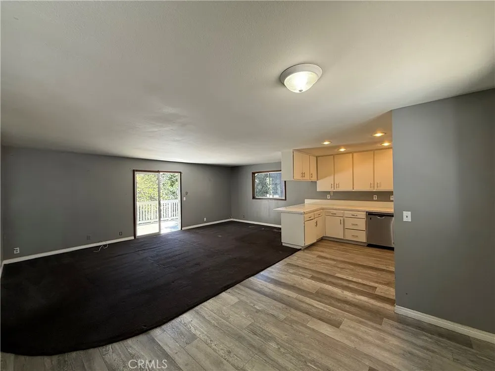 333 La Casita Dr Twin Peaks, CA 92391