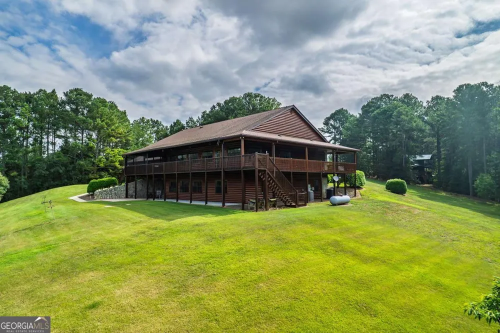 156 Pine View LN Copperhill, TN 37317