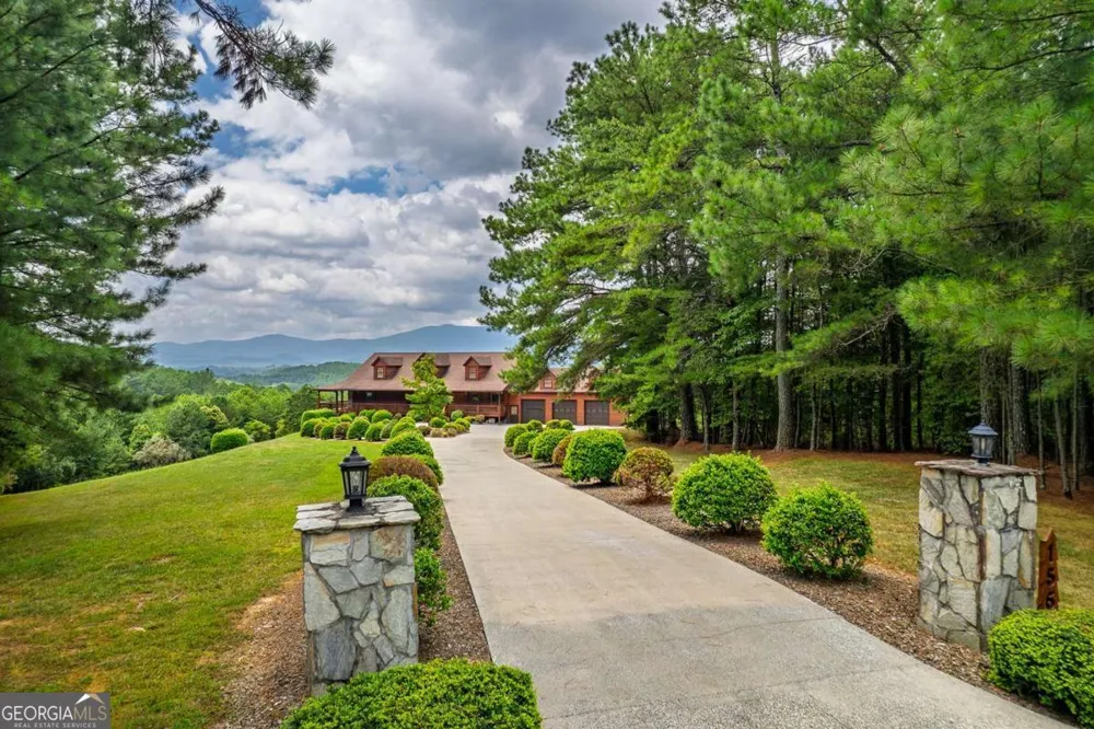 156 Pine View LN Copperhill, TN 37317