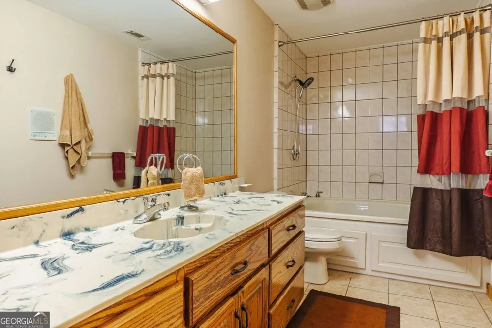 156 Pine View LN Copperhill, TN 37317