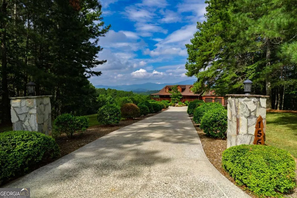 156 Pine View LN Copperhill, TN 37317