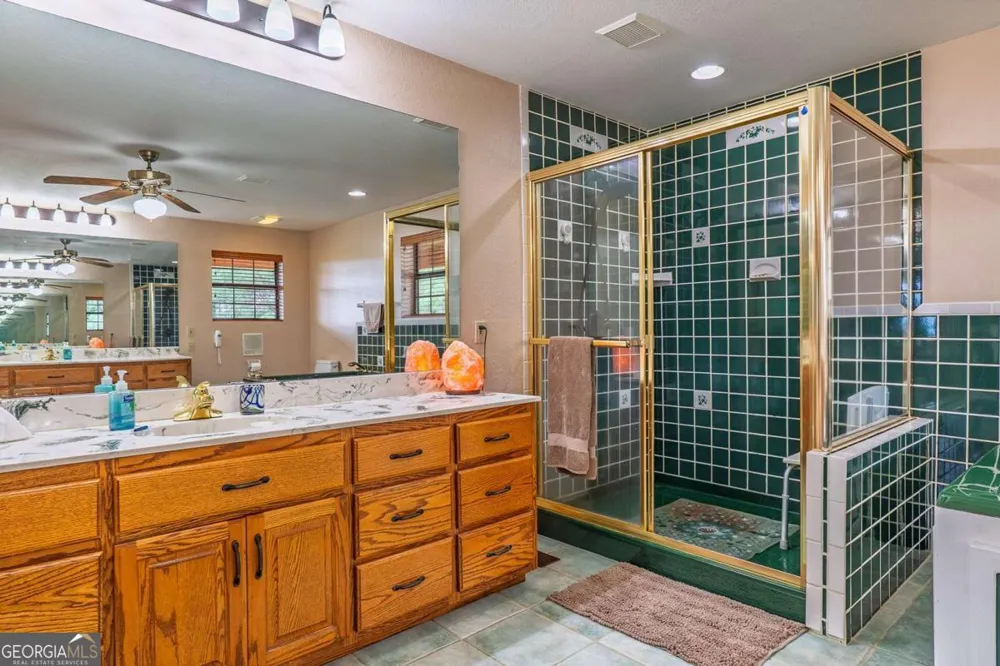 156 Pine View LN Copperhill, TN 37317