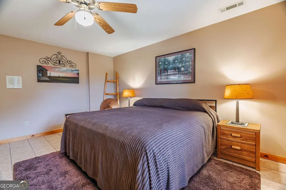 156 Pine View LN Copperhill, TN 37317
