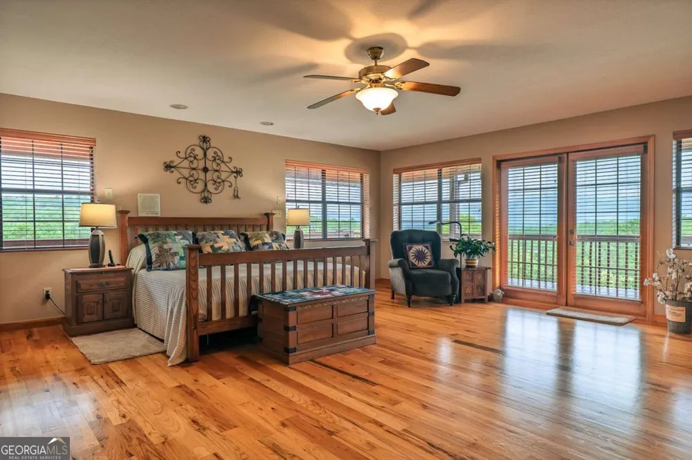 156 Pine View LN Copperhill, TN 37317
