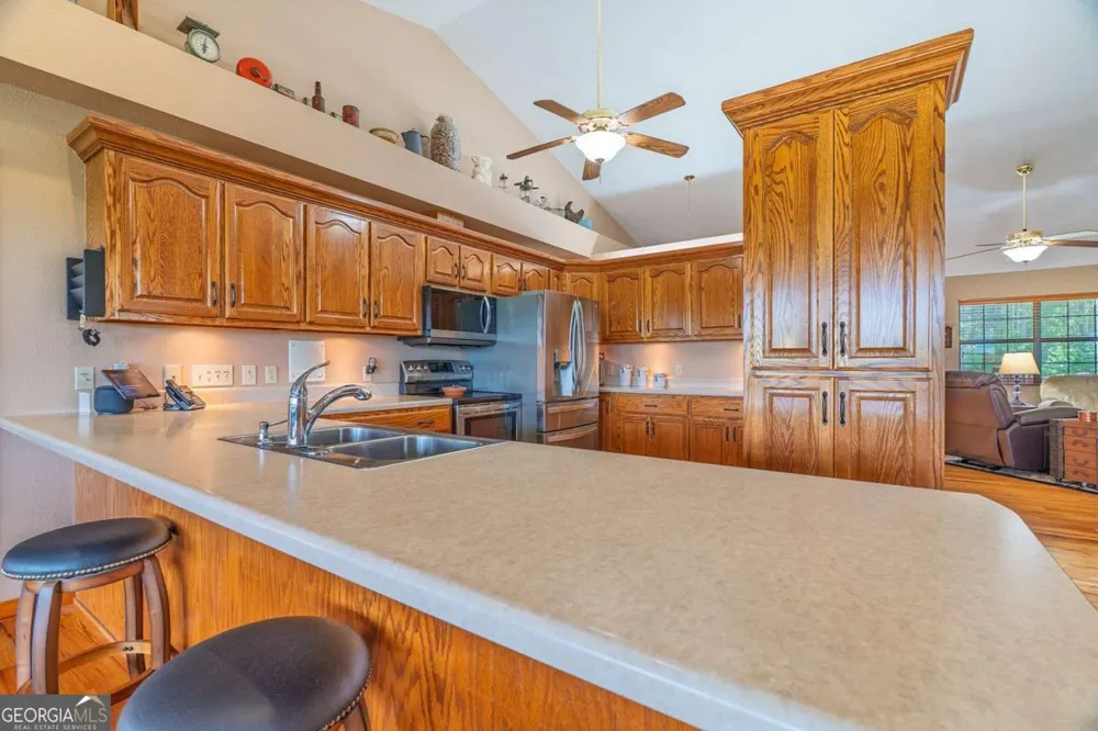 156 Pine View LN Copperhill, TN 37317