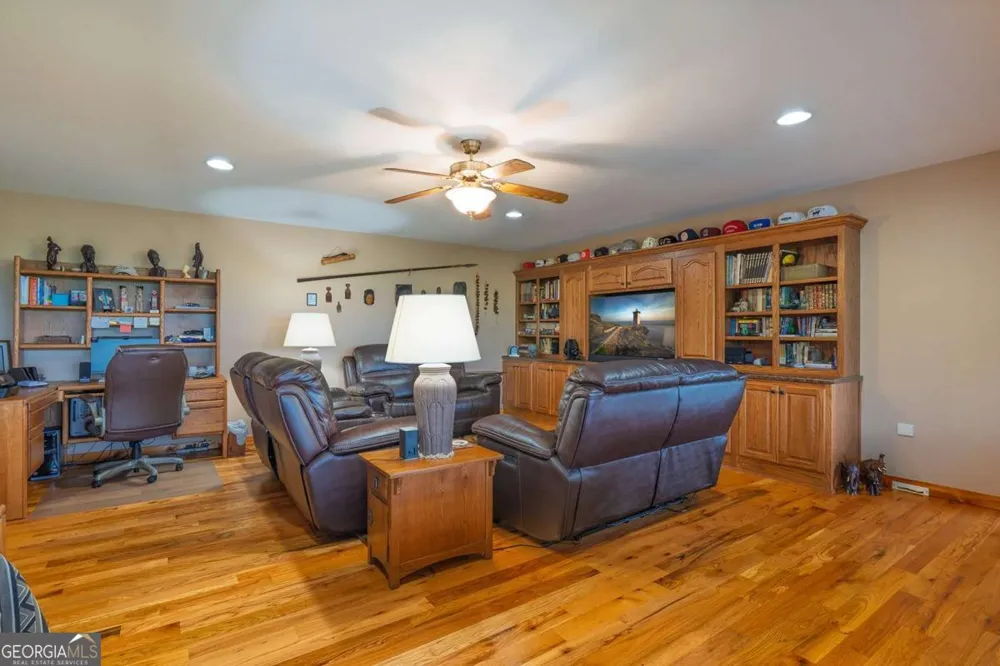 156 Pine View LN Copperhill, TN 37317