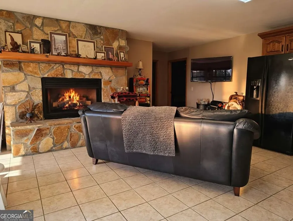 156 Pine View LN Copperhill, TN 37317