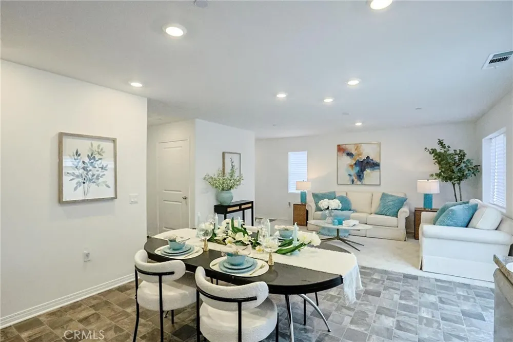 7486 Olive Grove Riverside, CA 92507