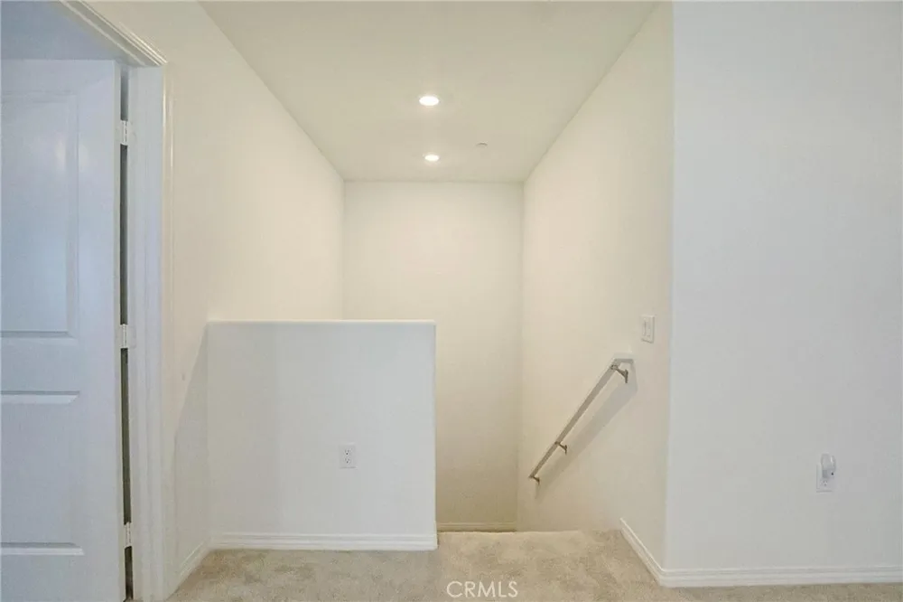 7486 Olive Grove Riverside, CA 92507