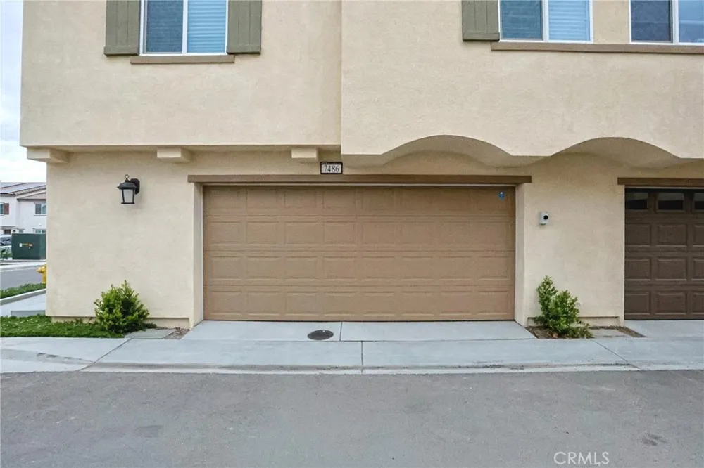 7486 Olive Grove Riverside, CA 92507