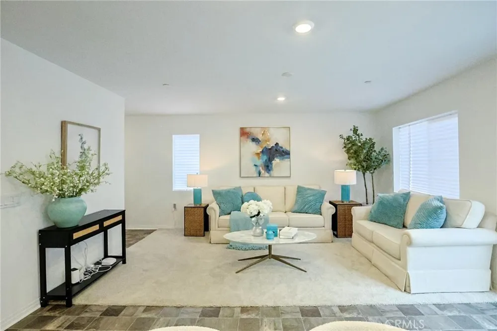 7486 Olive Grove Riverside, CA 92507